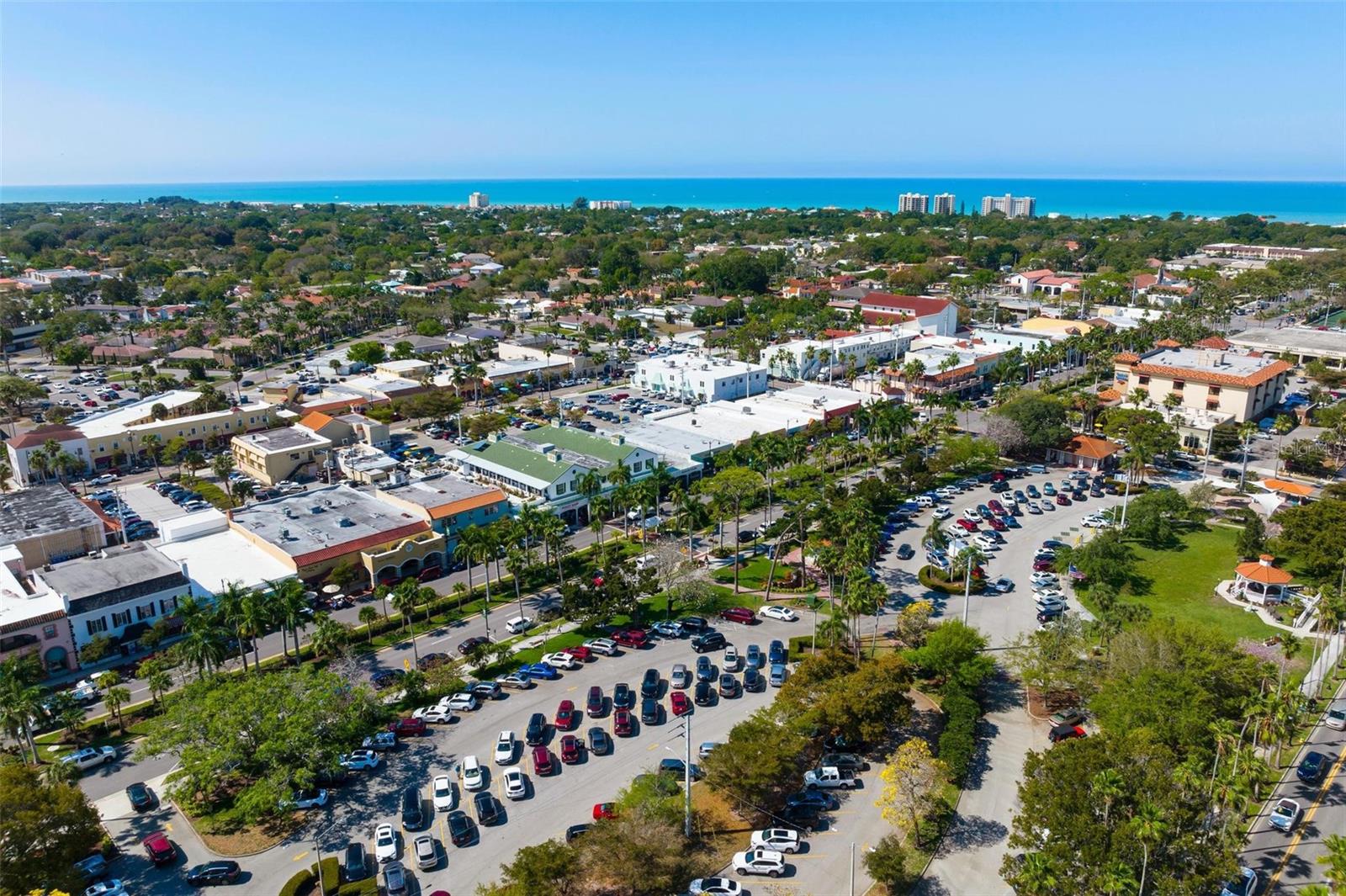 VENETIAN ARMS SEC 1 - Residential Lease