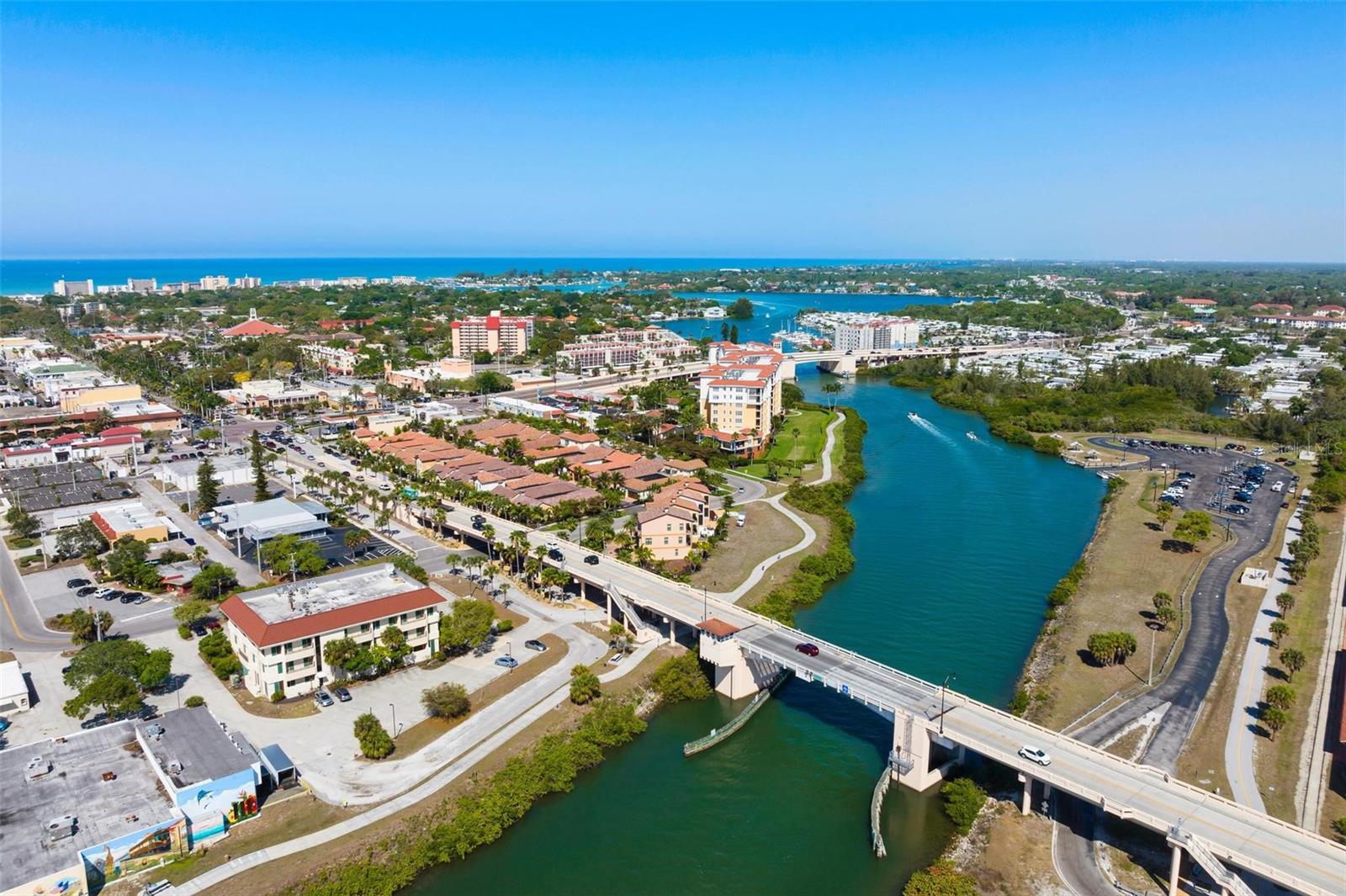VENETIAN ARMS SEC 1 - Residential Lease