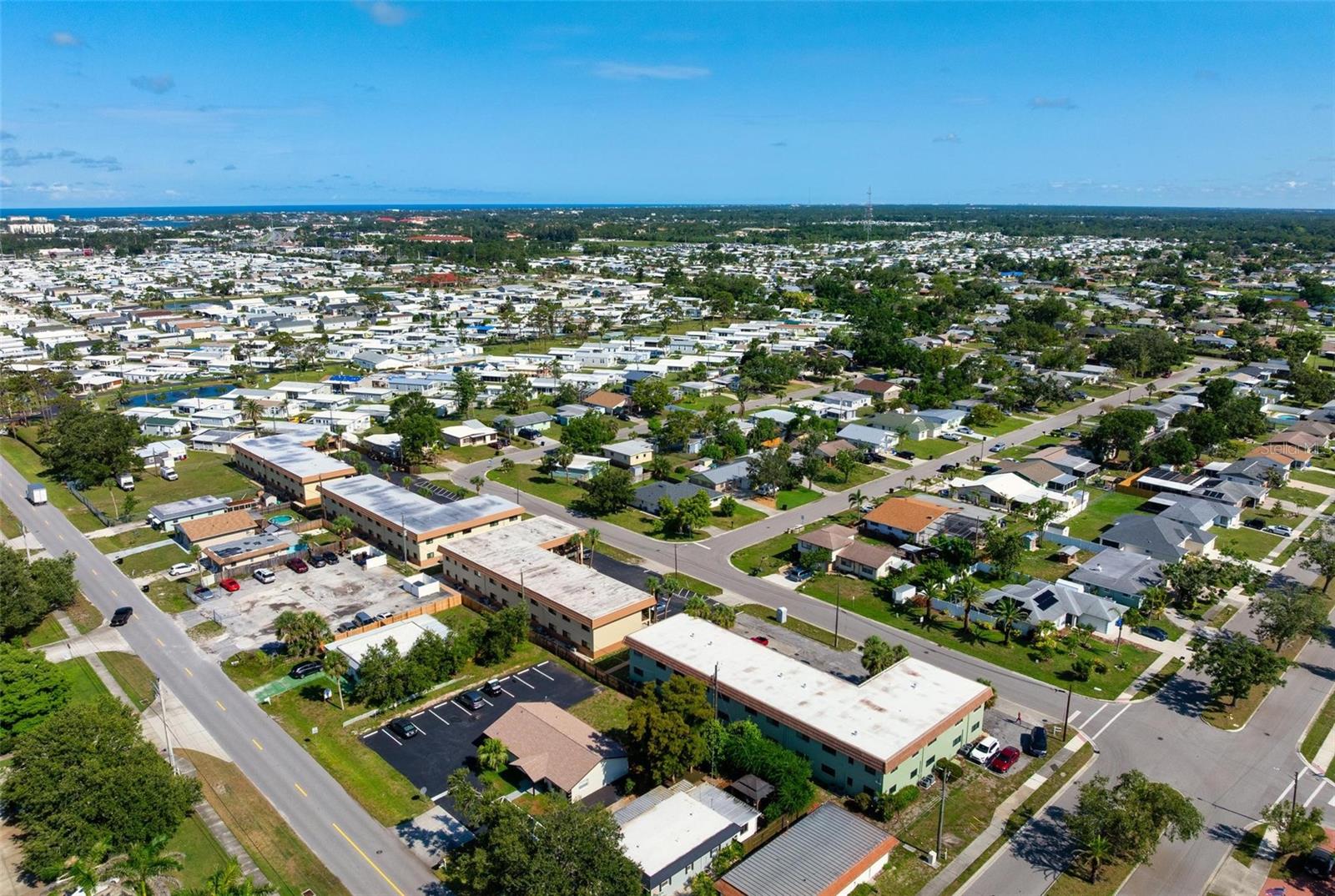 VENETIAN ARMS SEC 1 - Residential Lease