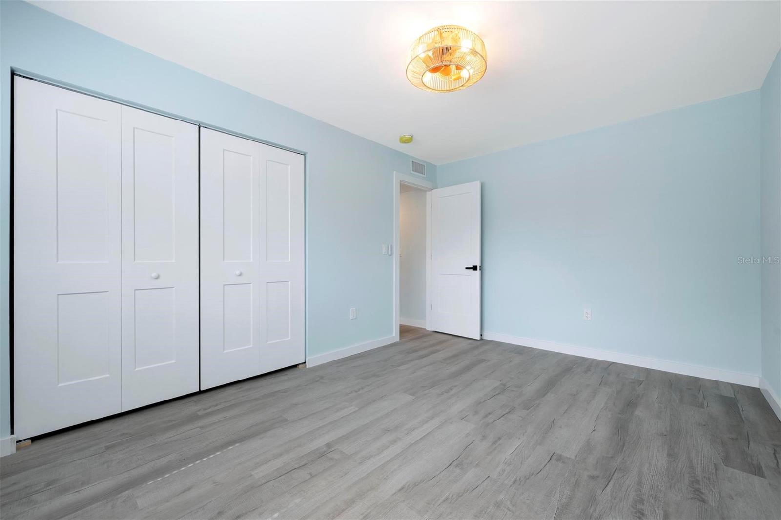 VENETIAN ARMS SEC 1 - Residential Lease