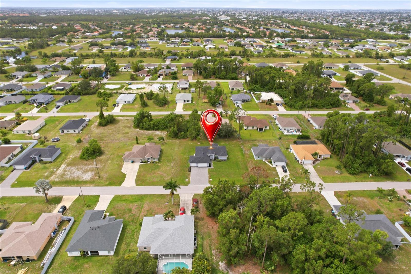 CAPE CORAL - Residential