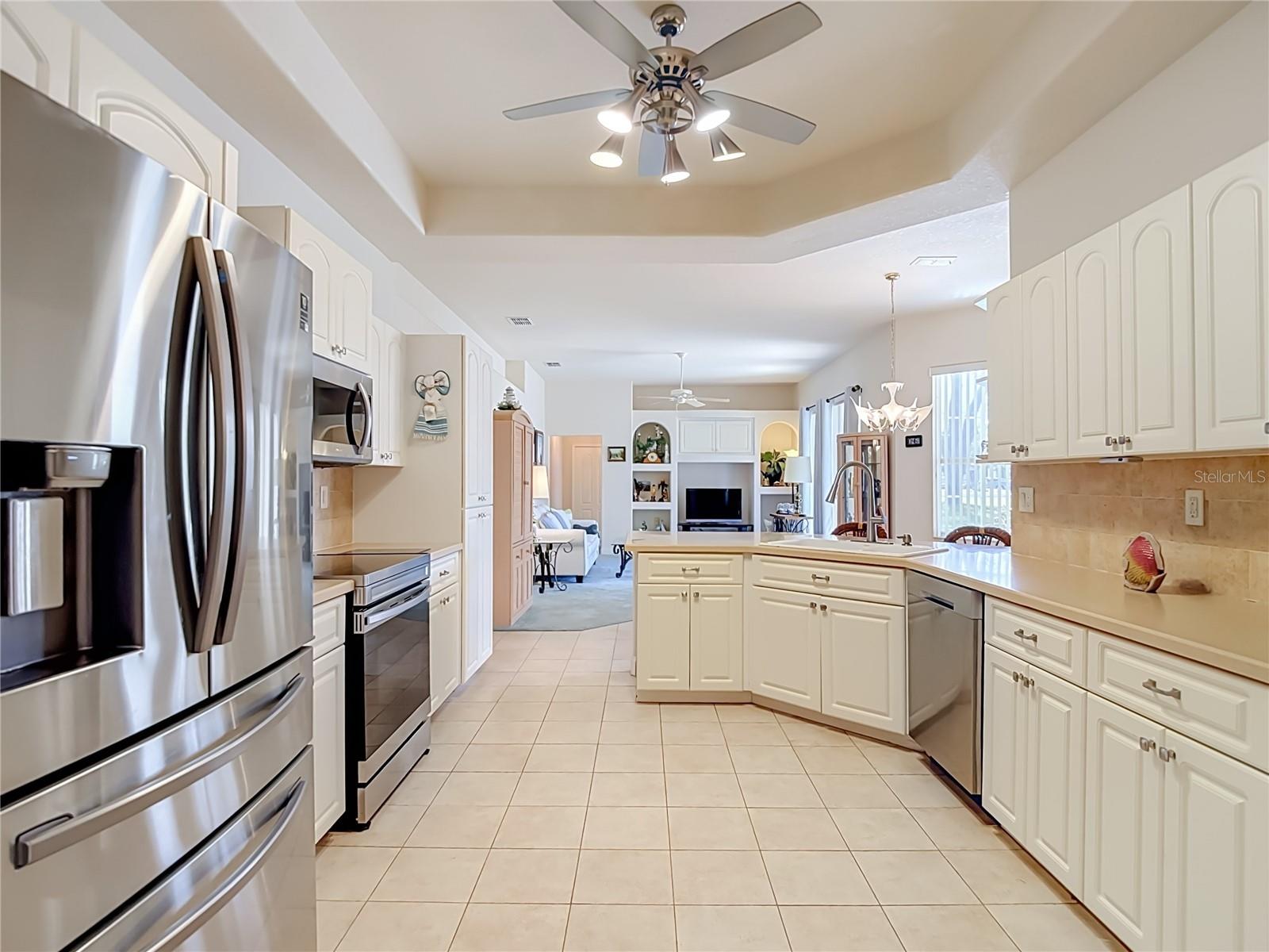 SPRING HILL - Residential