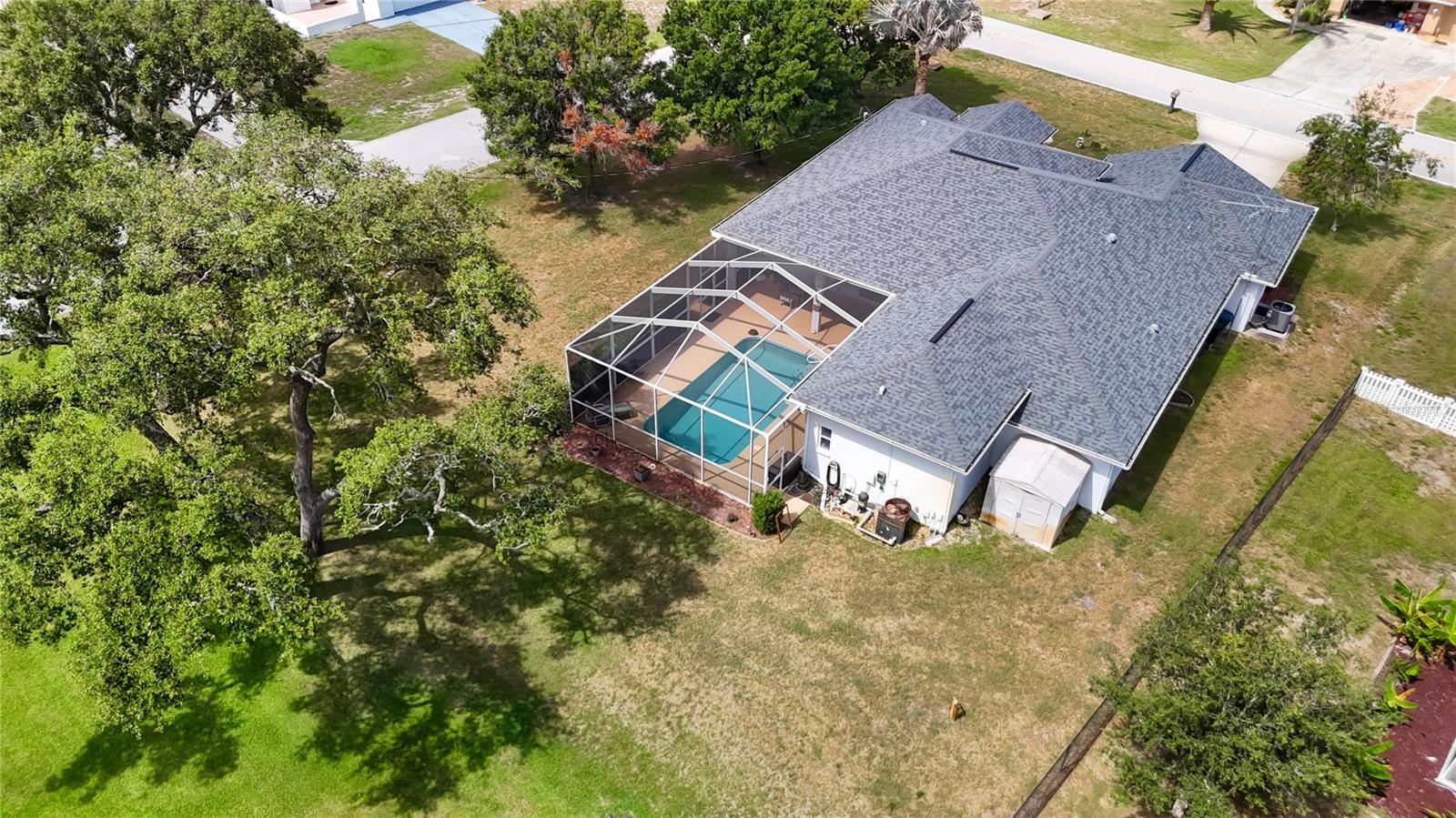 SPRING HILL - Residential