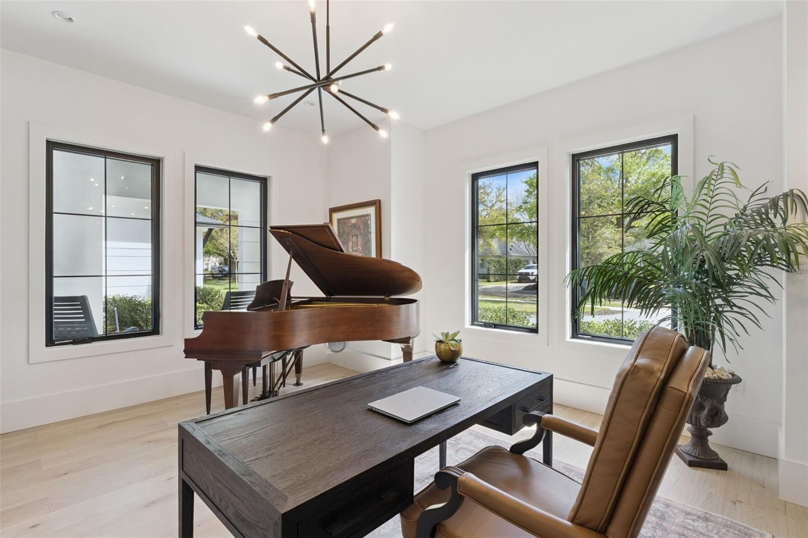 DIXIE TERRACE - Residential