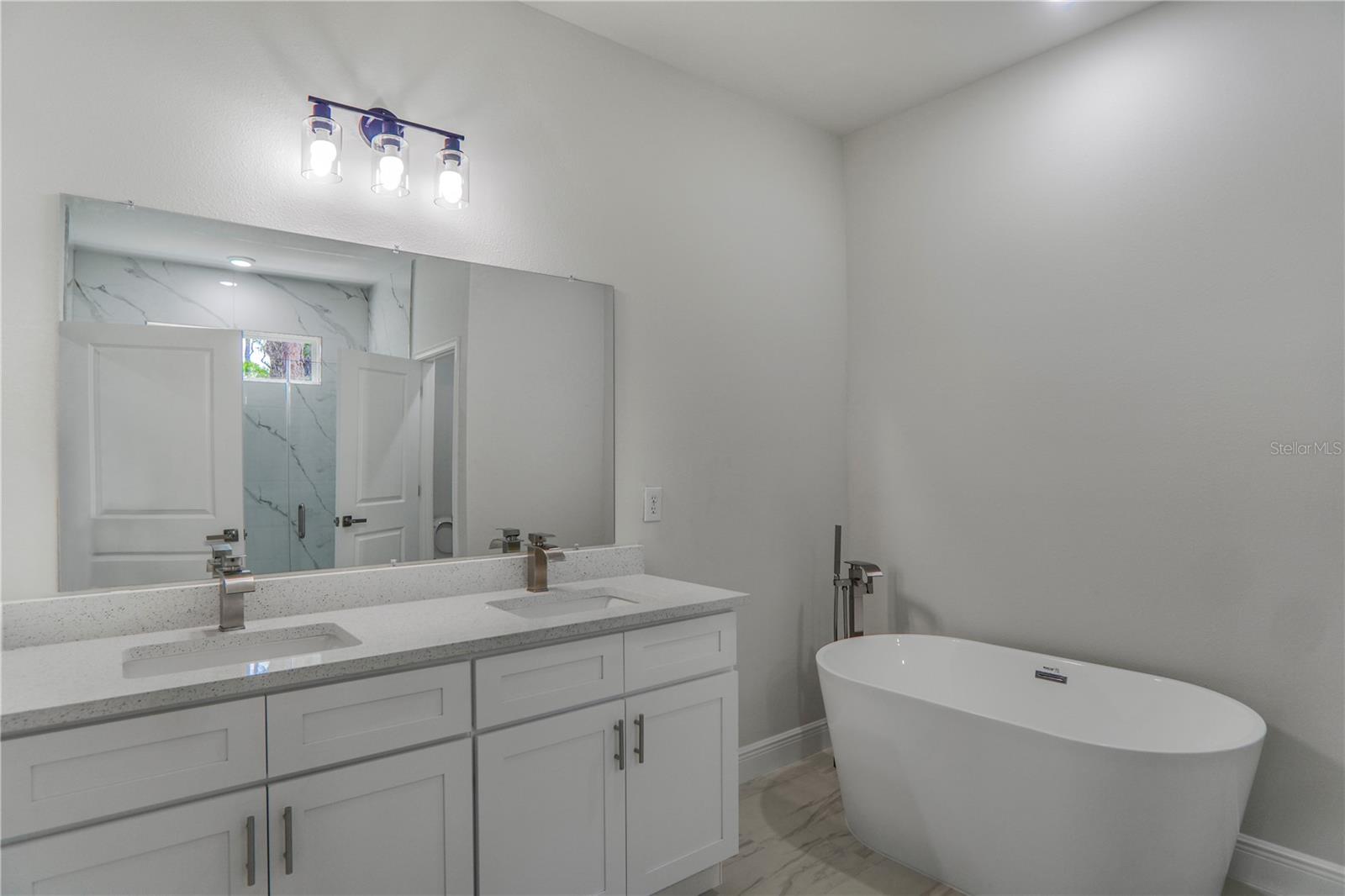 CITRUS SPGS UNIT 07 - Residential