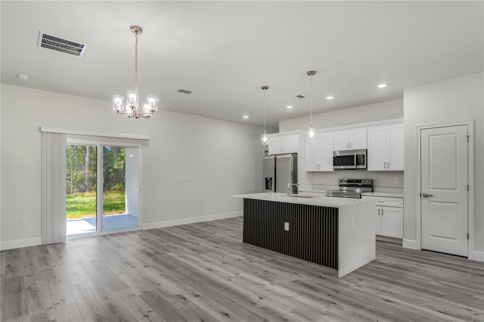 CITRUS SPGS UNIT 07 - Residential