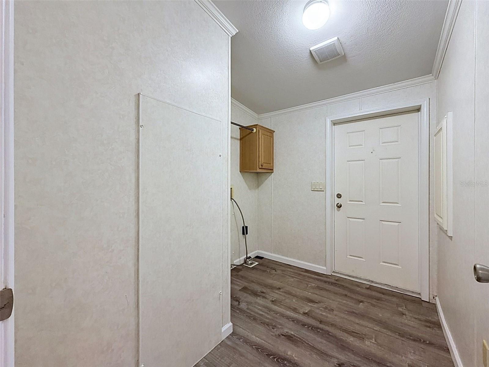 MOON LAKE ESTATES - Residential