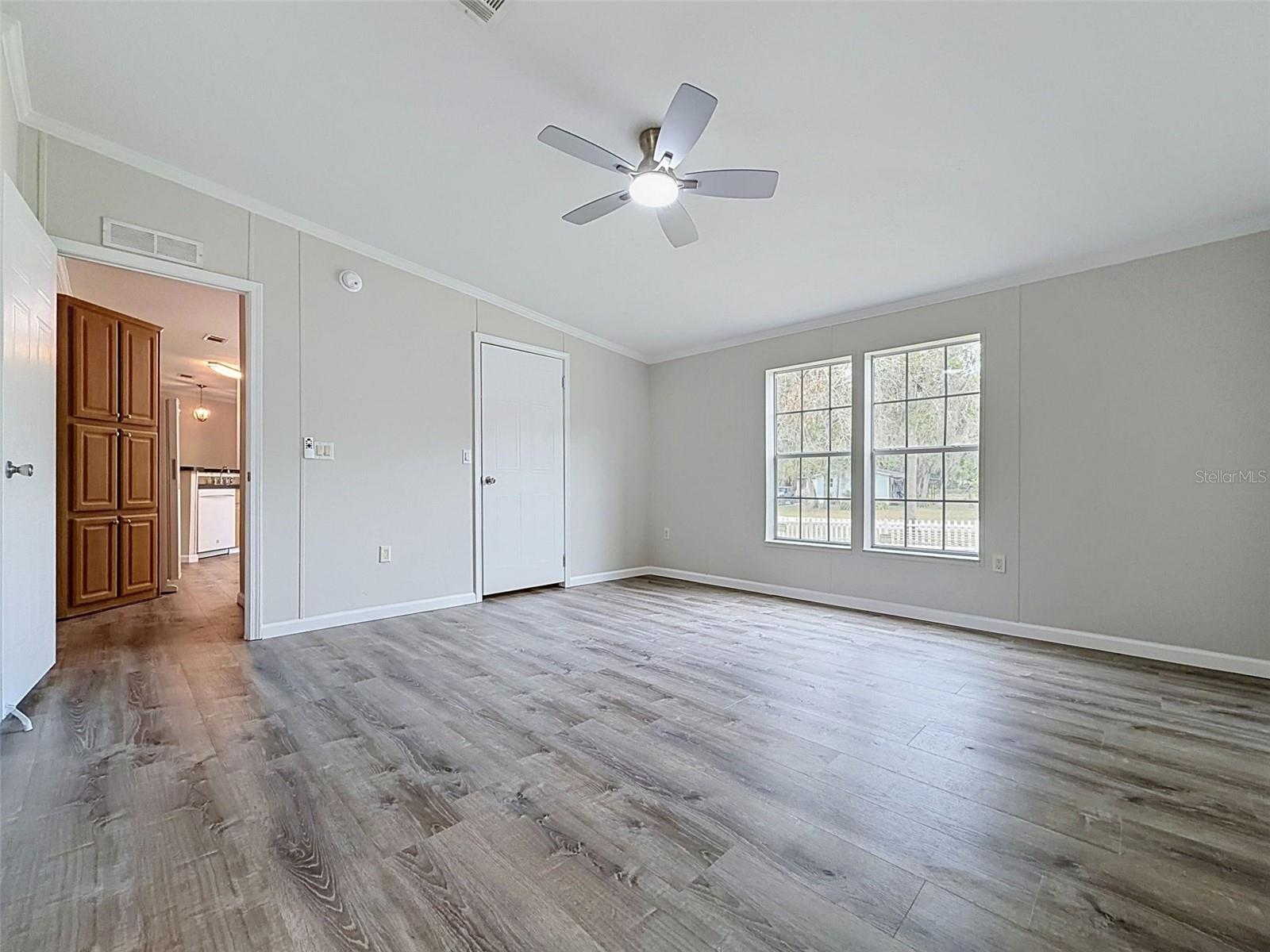 MOON LAKE ESTATES - Residential
