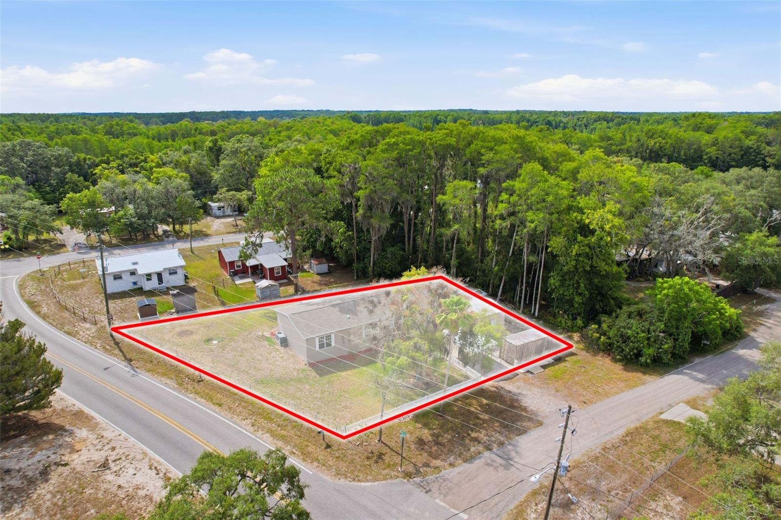 MOON LAKE ESTATES - Residential