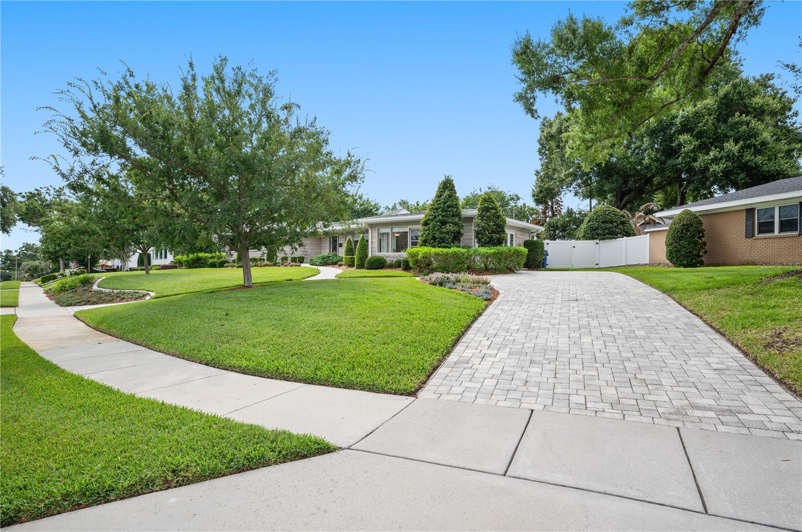 CASA BELLA - Residential