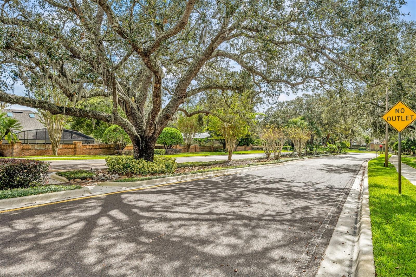 LAKES OF ALOMA - Residential