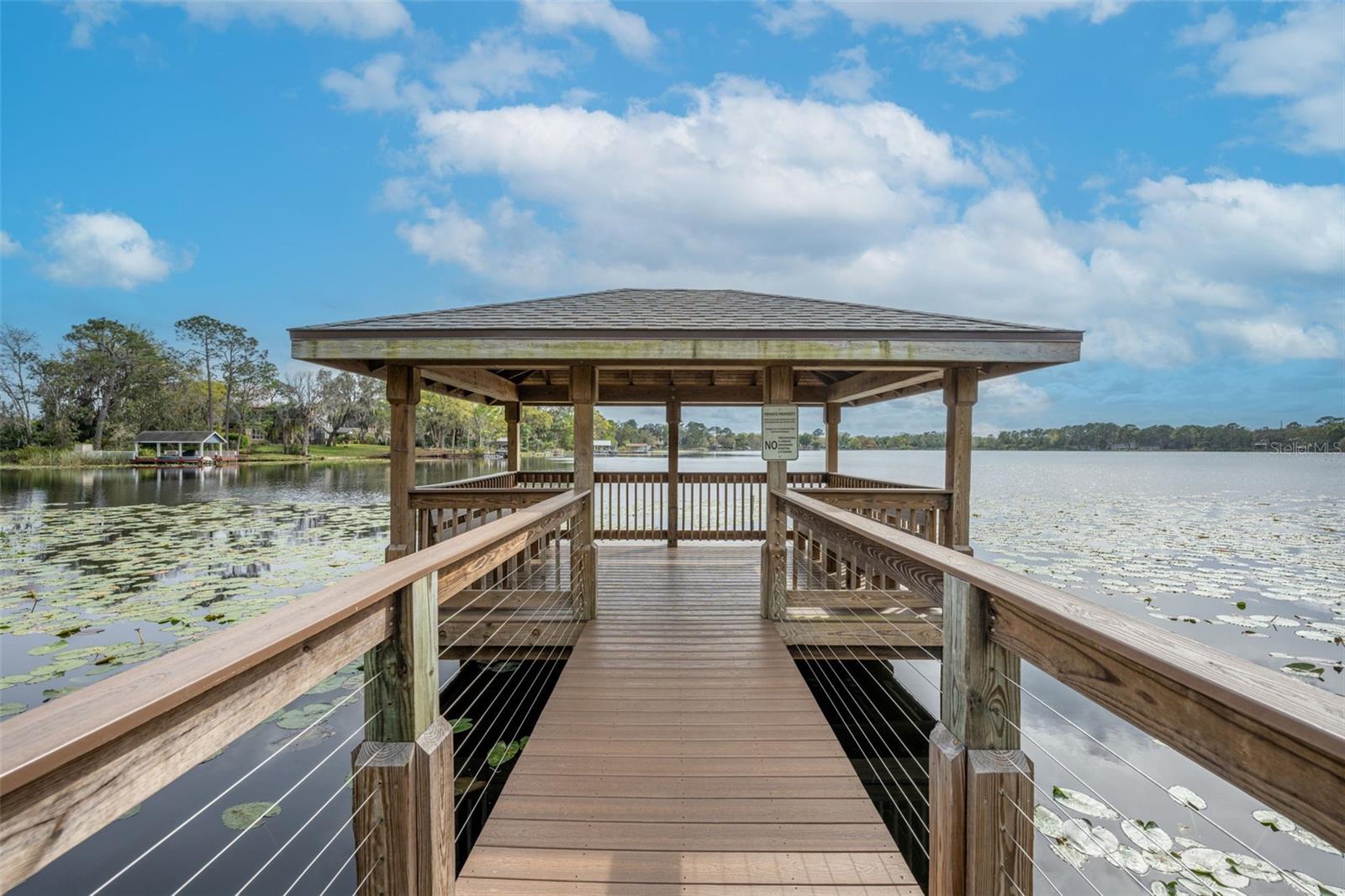 LAKES OF ALOMA - Residential