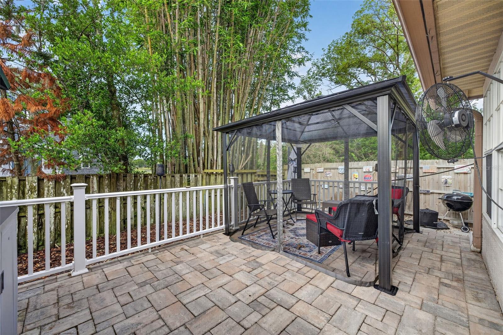 LAKES OF ALOMA - Residential