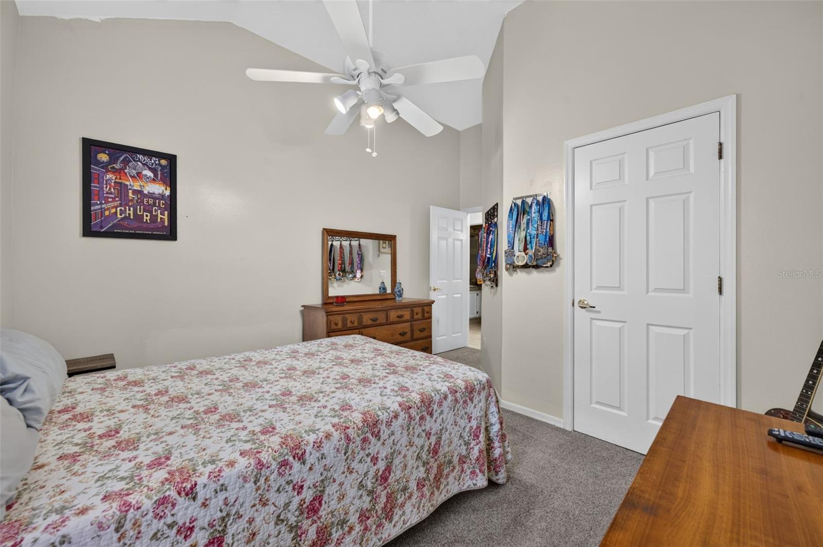 LAKES OF ALOMA - Residential