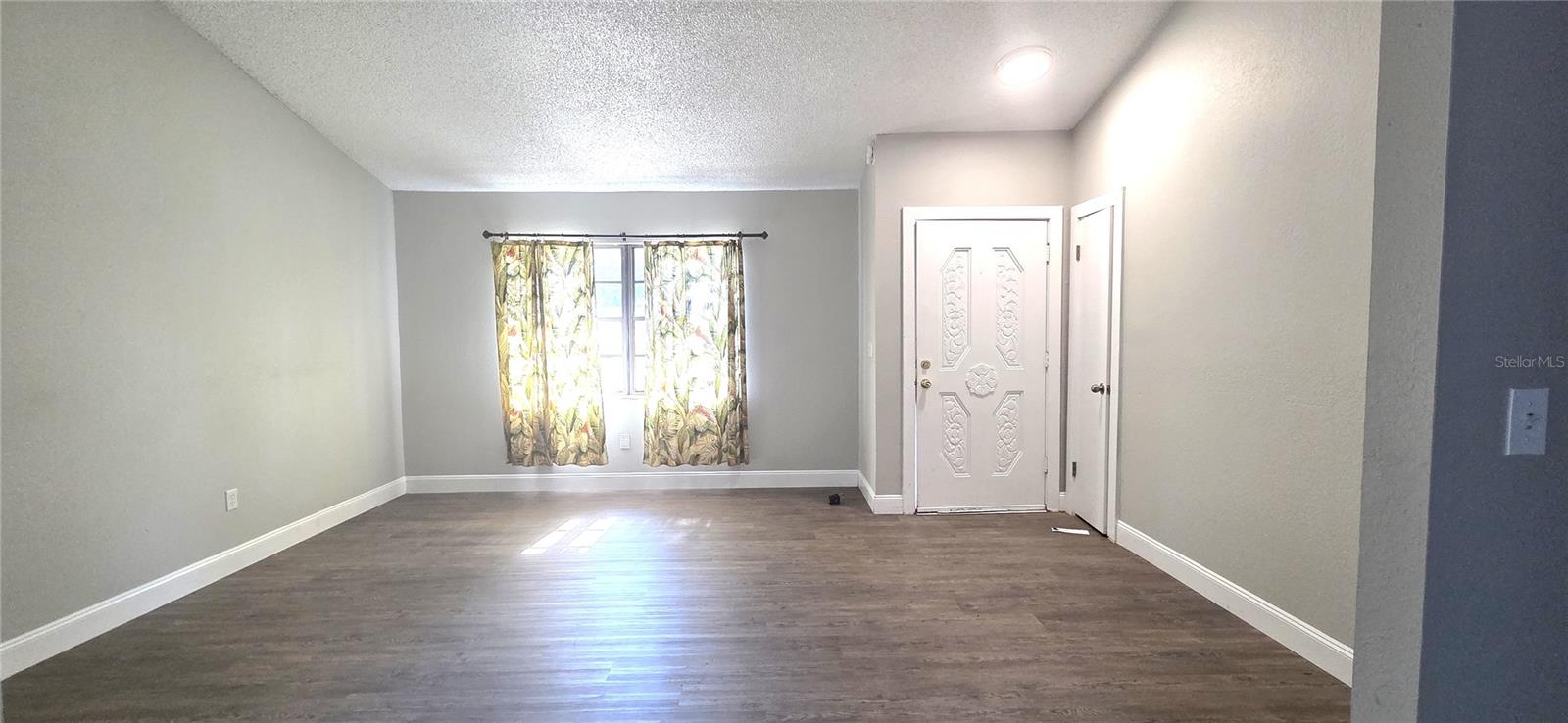 SHADOW WOOD - Residential
