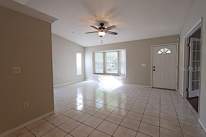 CITRUS OAKS - Residential Lease