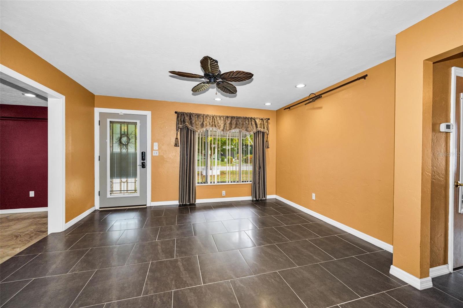 MEADOW LAWN 2ND ADD - Residential