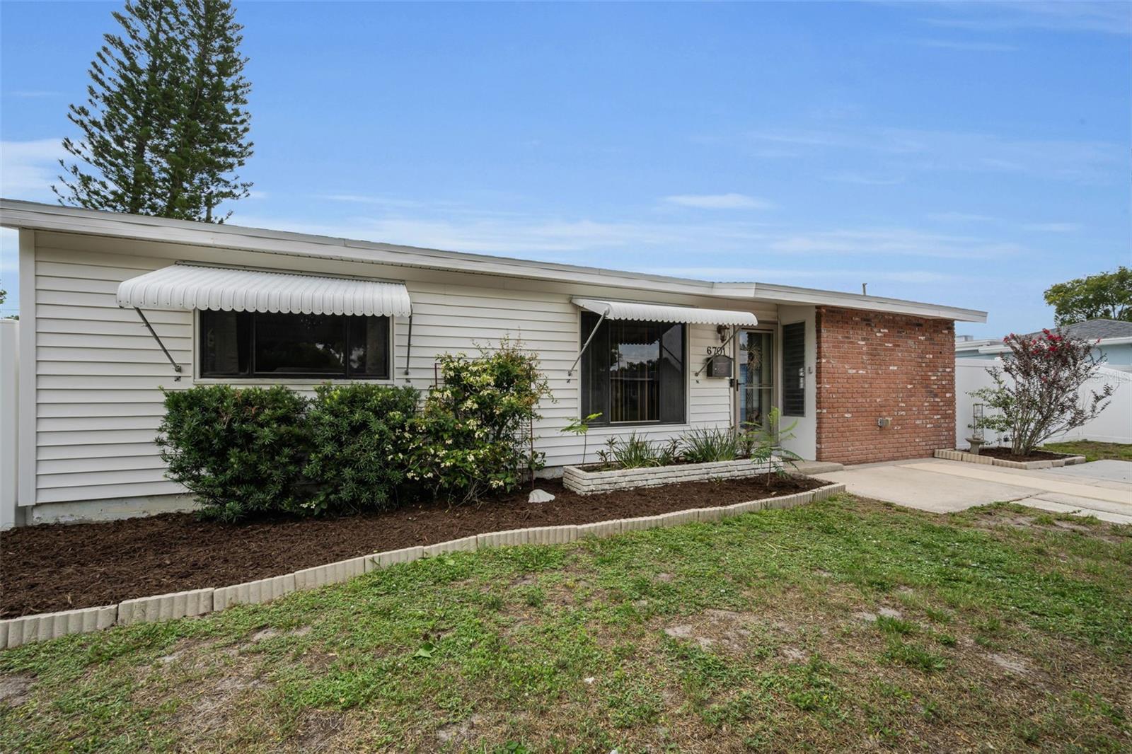 MEADOW LAWN 2ND ADD - Residential