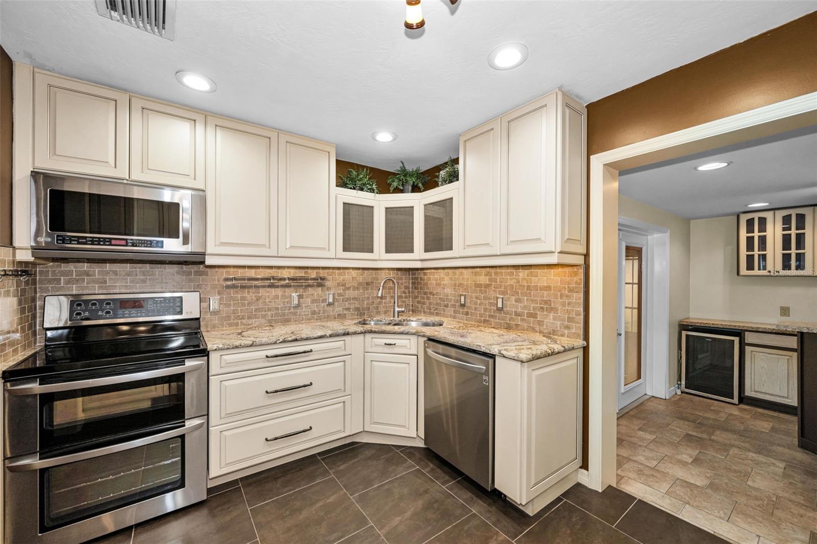 MEADOW LAWN 2ND ADD - Residential