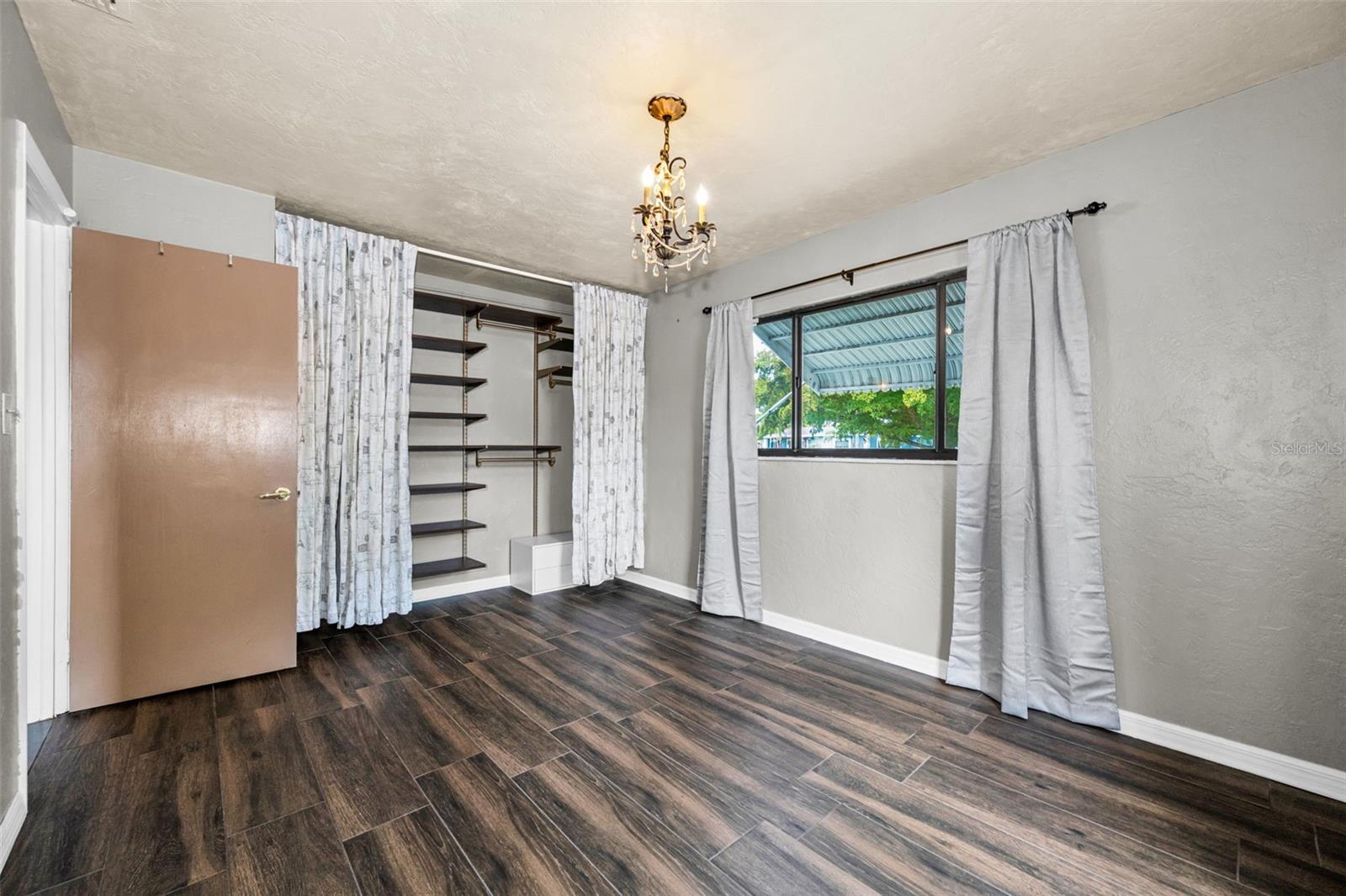 MEADOW LAWN 2ND ADD - Residential