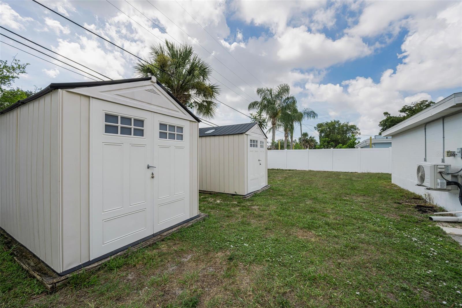 MEADOW LAWN 2ND ADD - Residential
