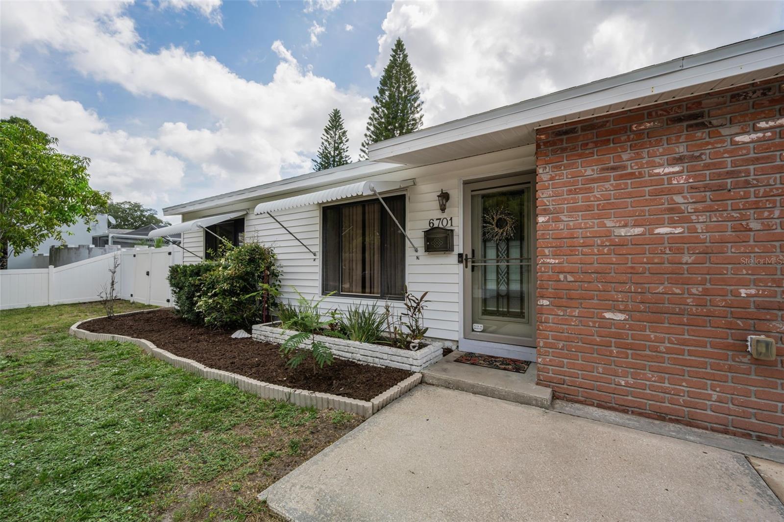 MEADOW LAWN 2ND ADD - Residential