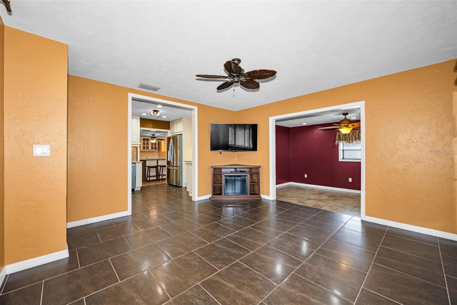 MEADOW LAWN 2ND ADD - Residential