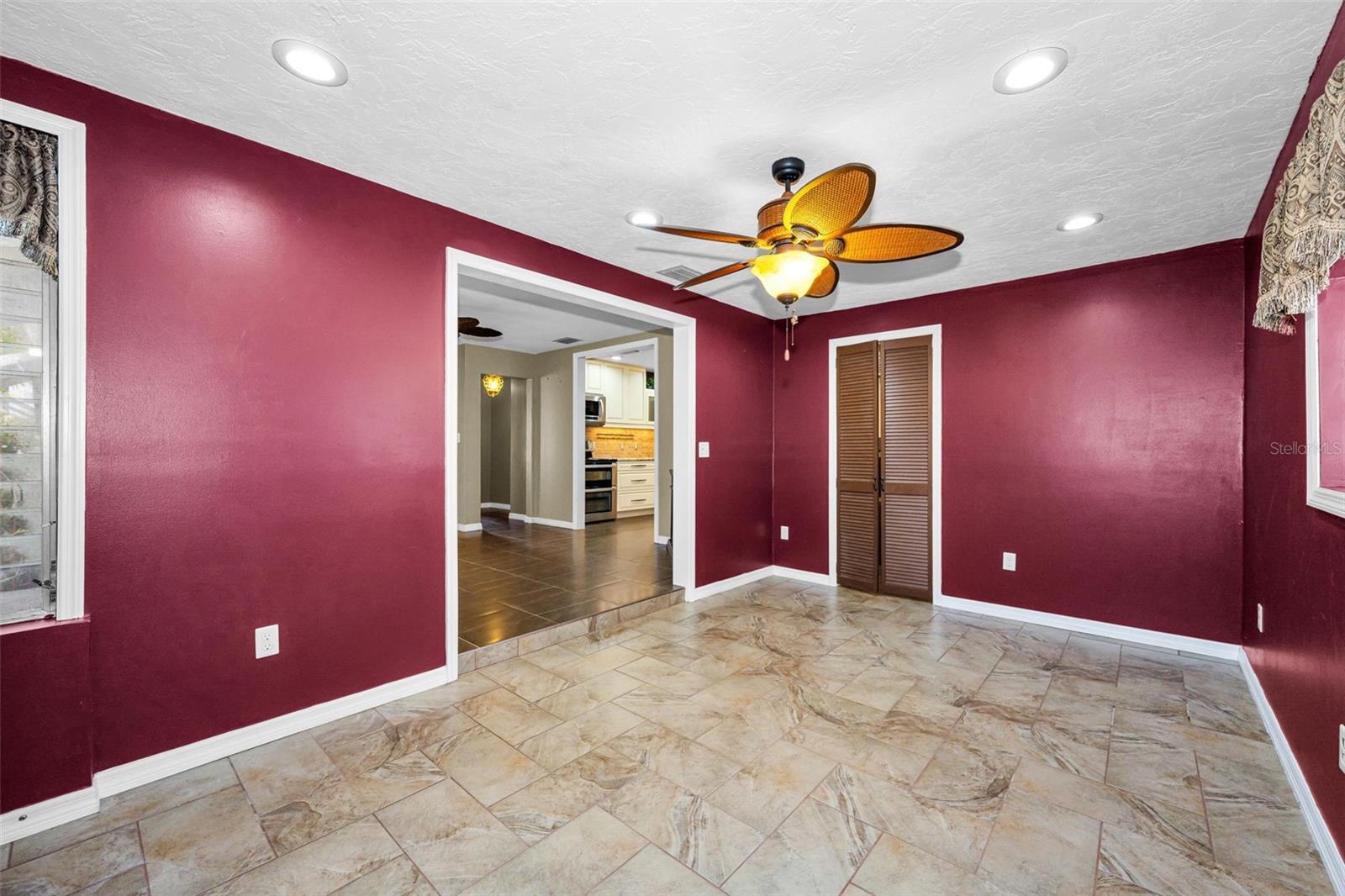 MEADOW LAWN 2ND ADD - Residential