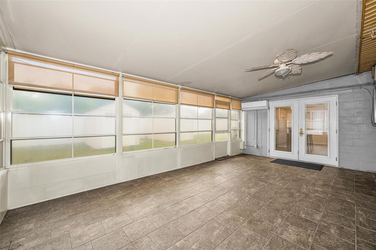 MEADOW LAWN 2ND ADD - Residential