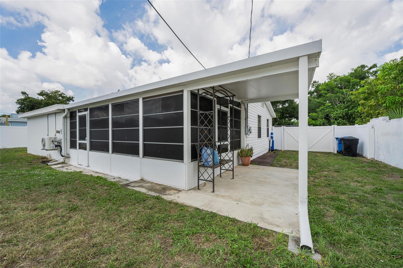 MEADOW LAWN 2ND ADD - Residential