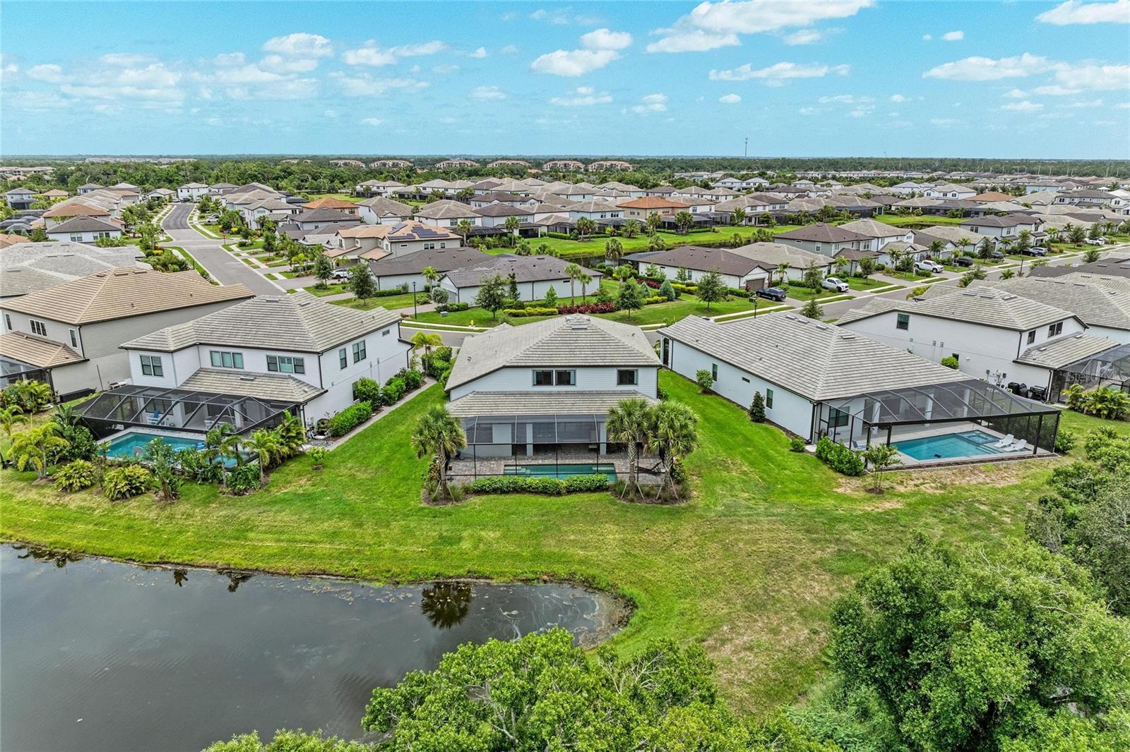 SAPPHIRE POINT PH IIIA - Residential