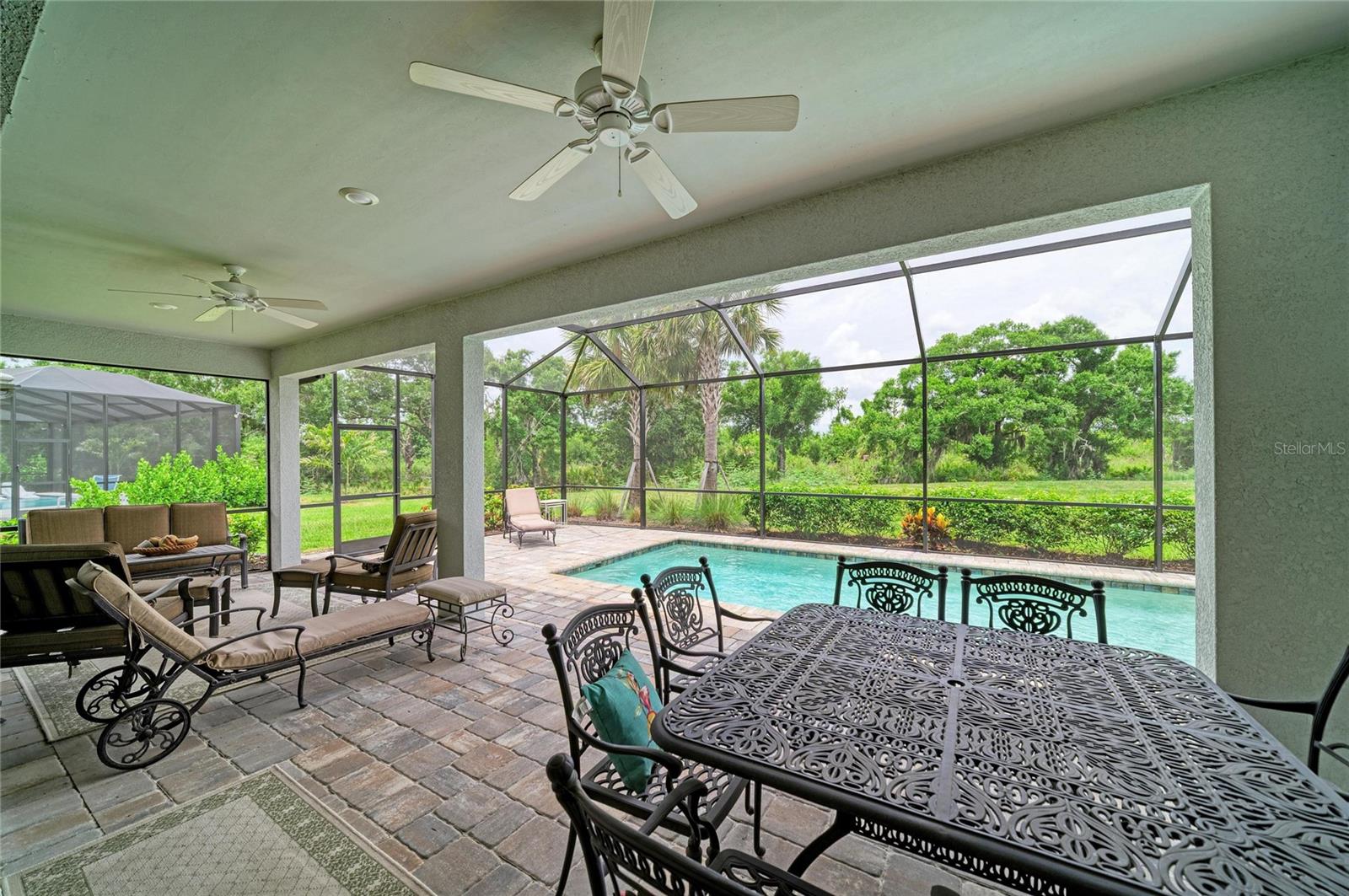 SAPPHIRE POINT PH IIIA - Residential