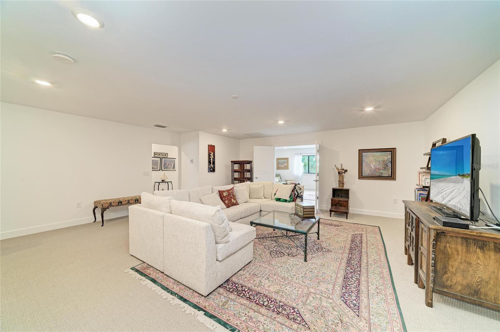 SAPPHIRE POINT PH IIIA - Residential