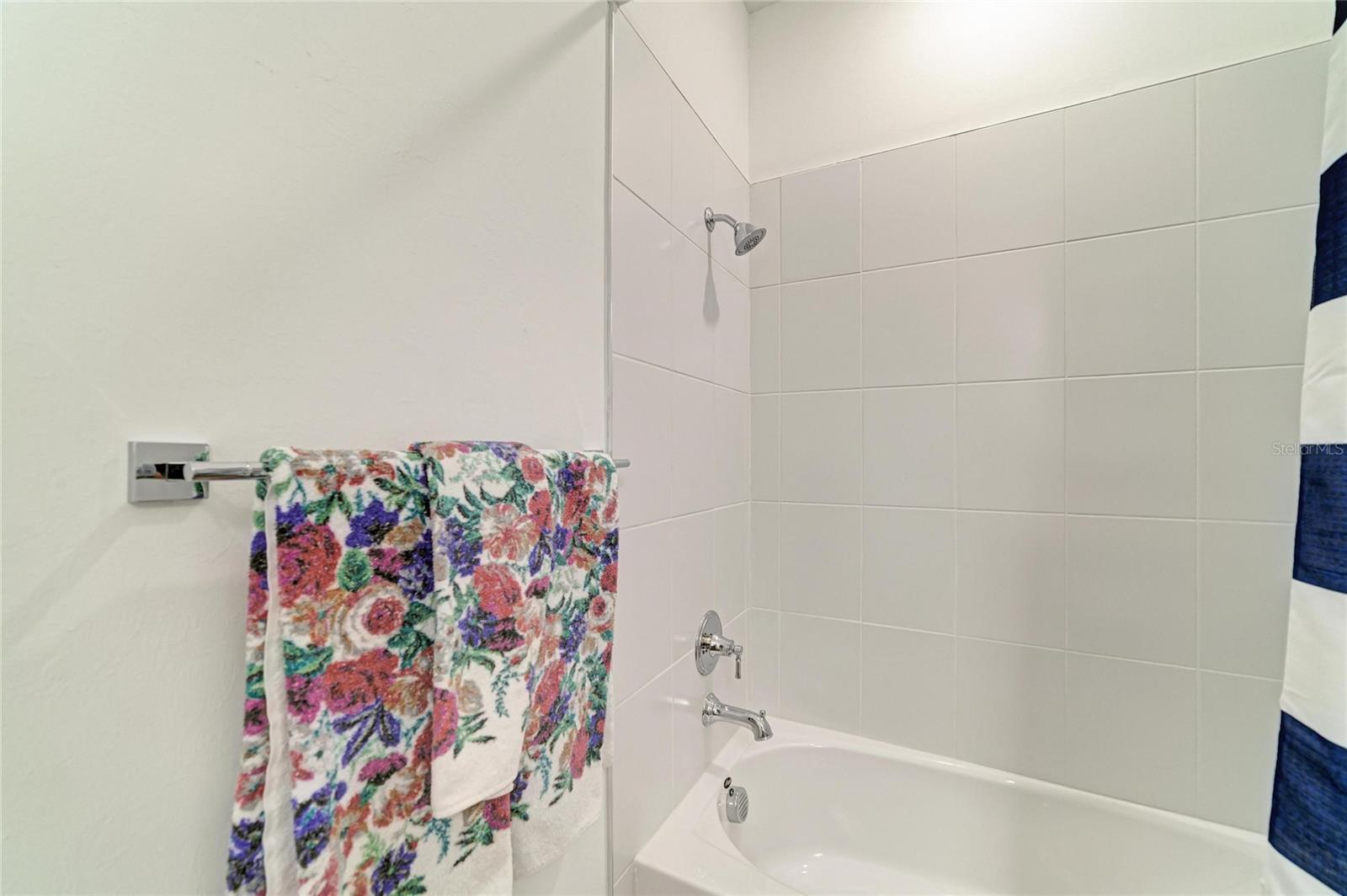SAPPHIRE POINT PH IIIA - Residential
