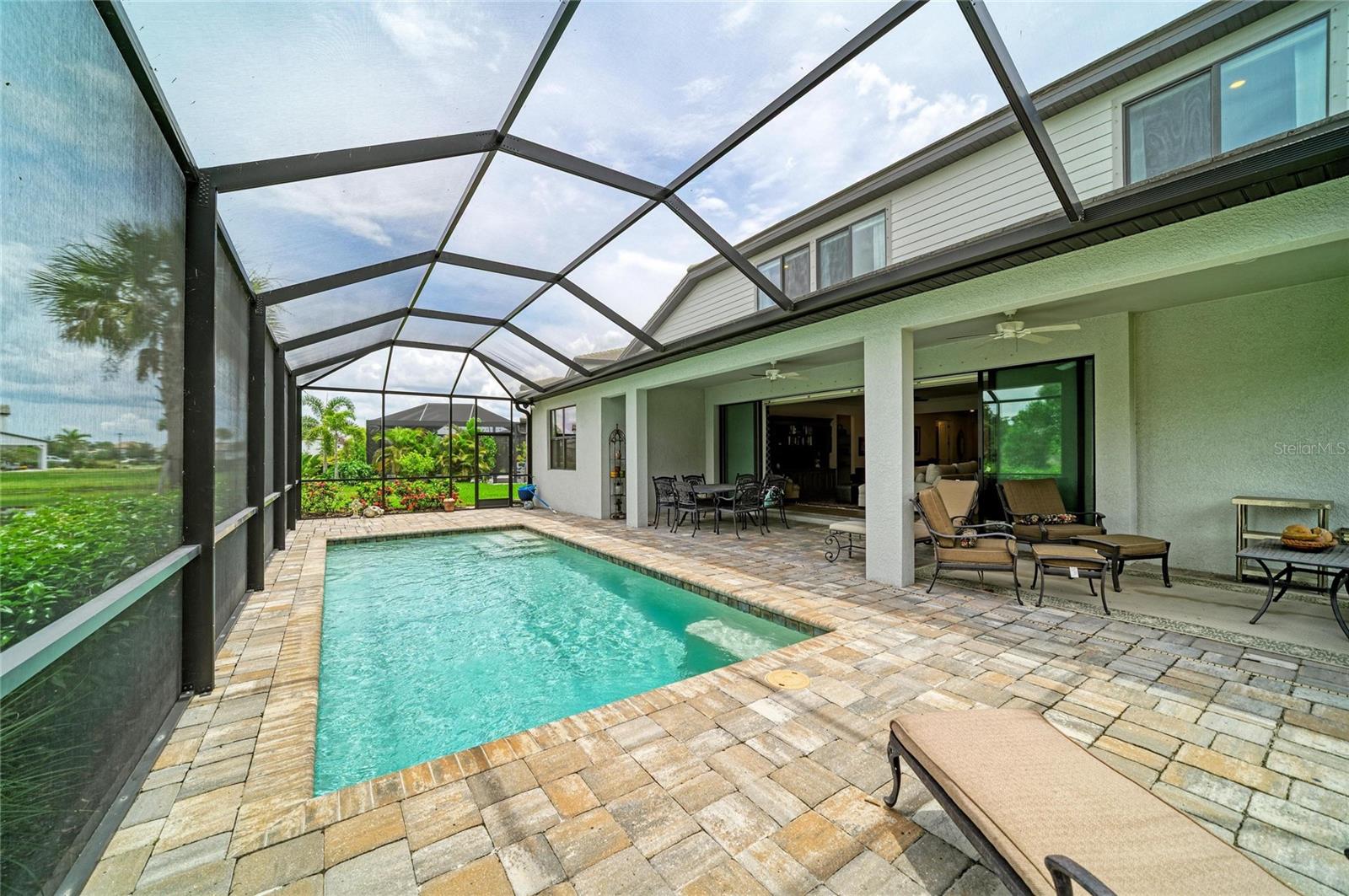 SAPPHIRE POINT PH IIIA - Residential