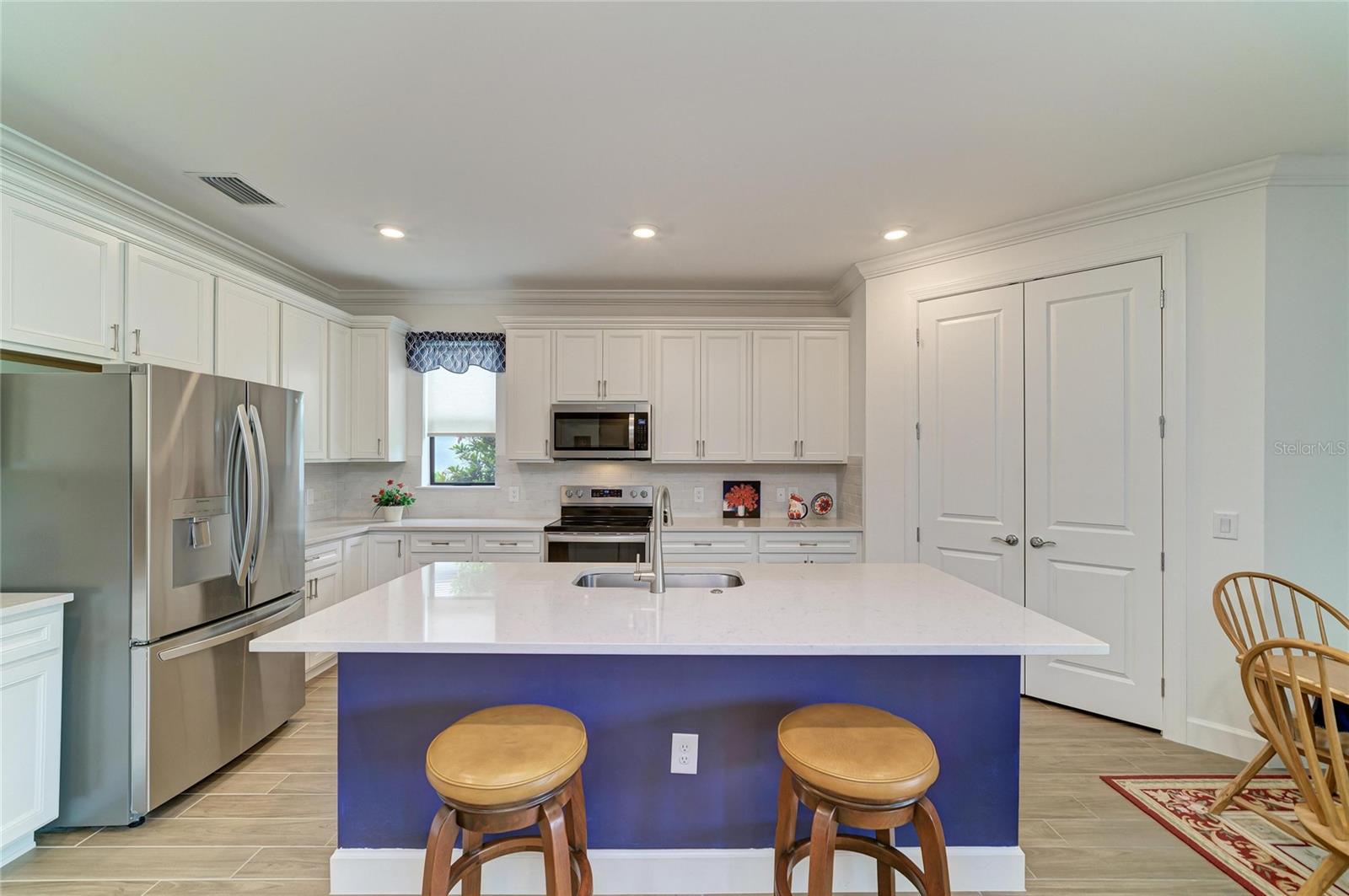 SAPPHIRE POINT PH IIIA - Residential