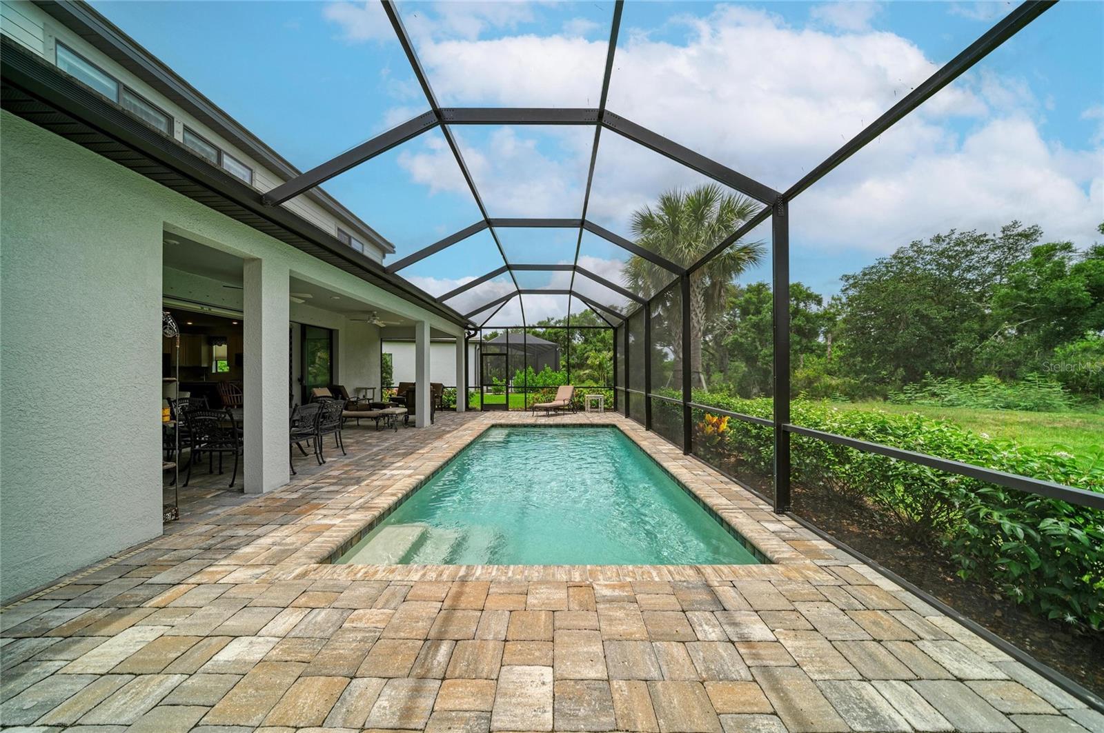 SAPPHIRE POINT PH IIIA - Residential