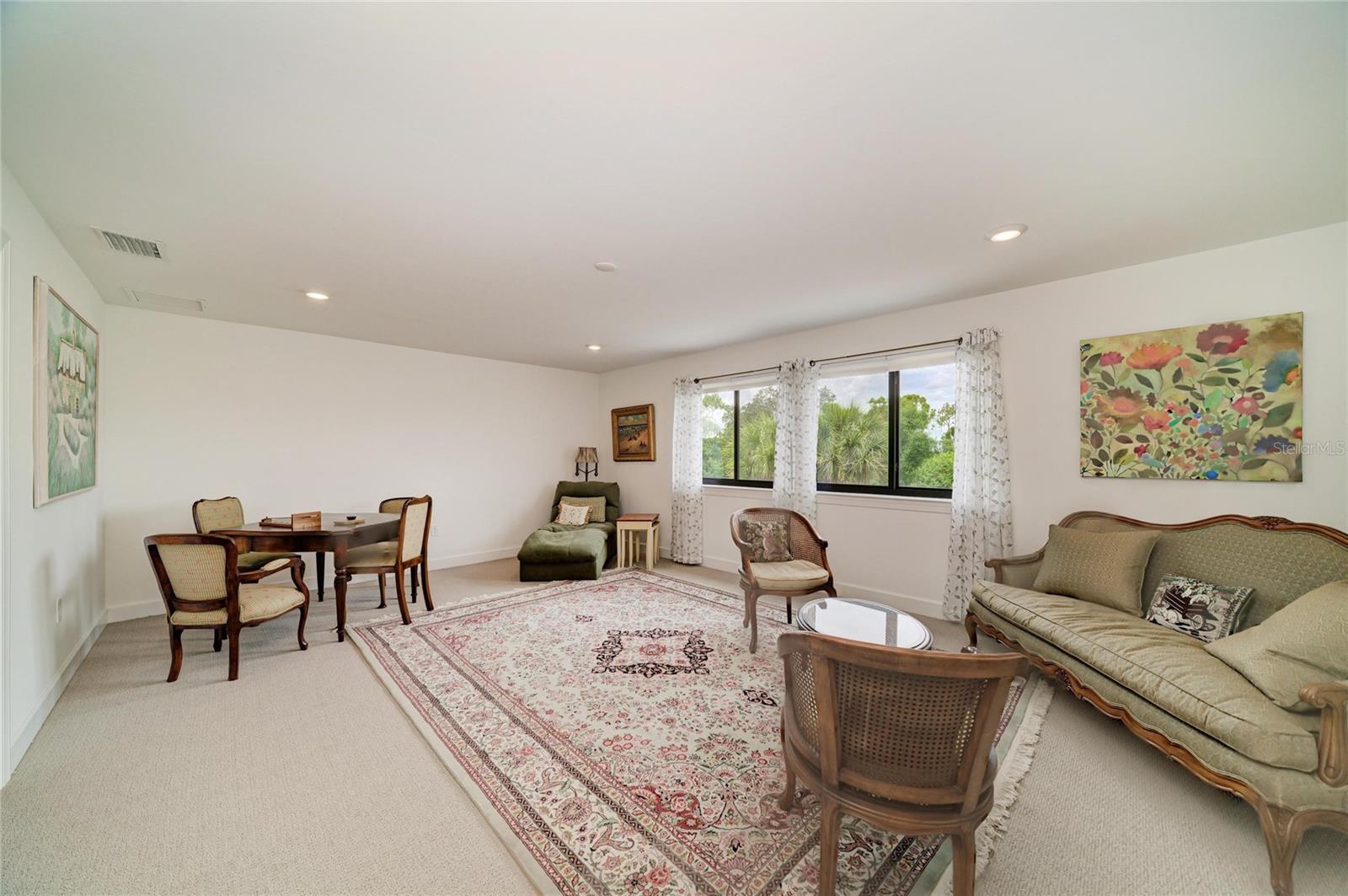 SAPPHIRE POINT PH IIIA - Residential