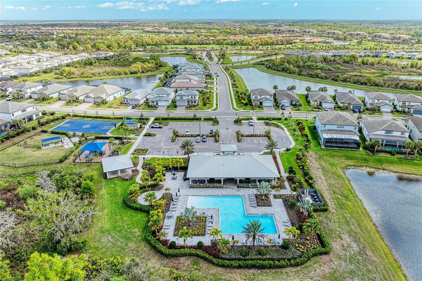 SAPPHIRE POINT PH IIIA - Residential