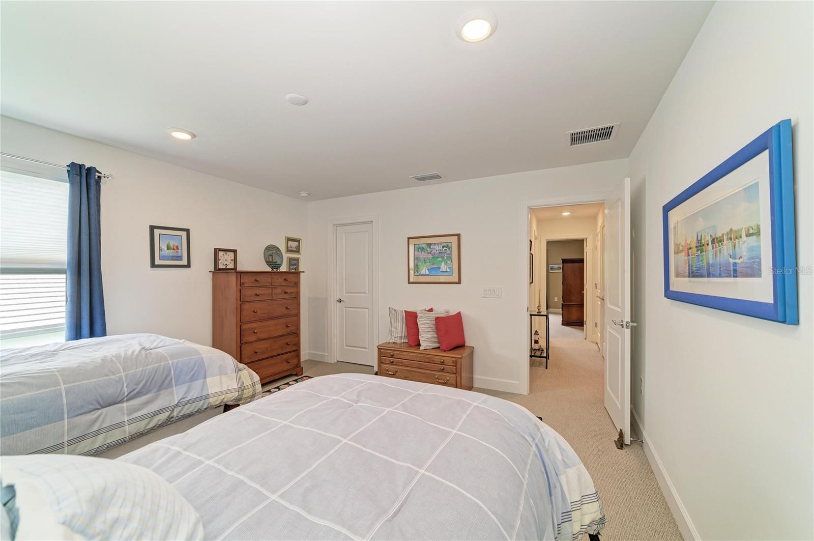 SAPPHIRE POINT PH IIIA - Residential