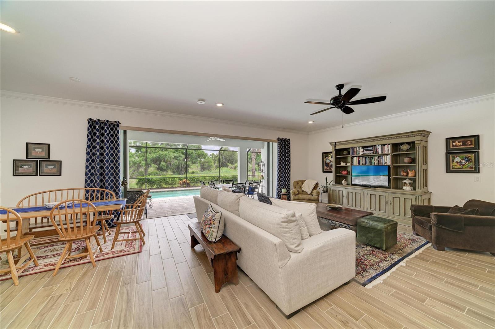 SAPPHIRE POINT PH IIIA - Residential
