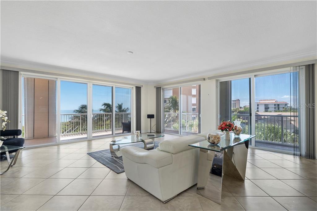 OCEANIQUE OCEANFRONT A CONDO - Residential
