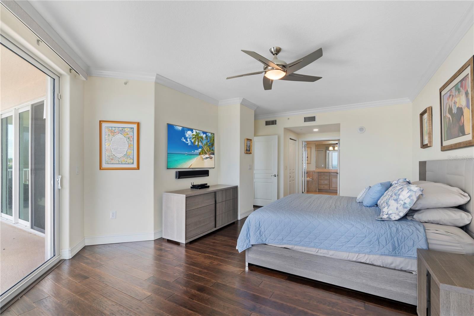 OCEANIQUE OCEANFRONT A CONDO - Residential