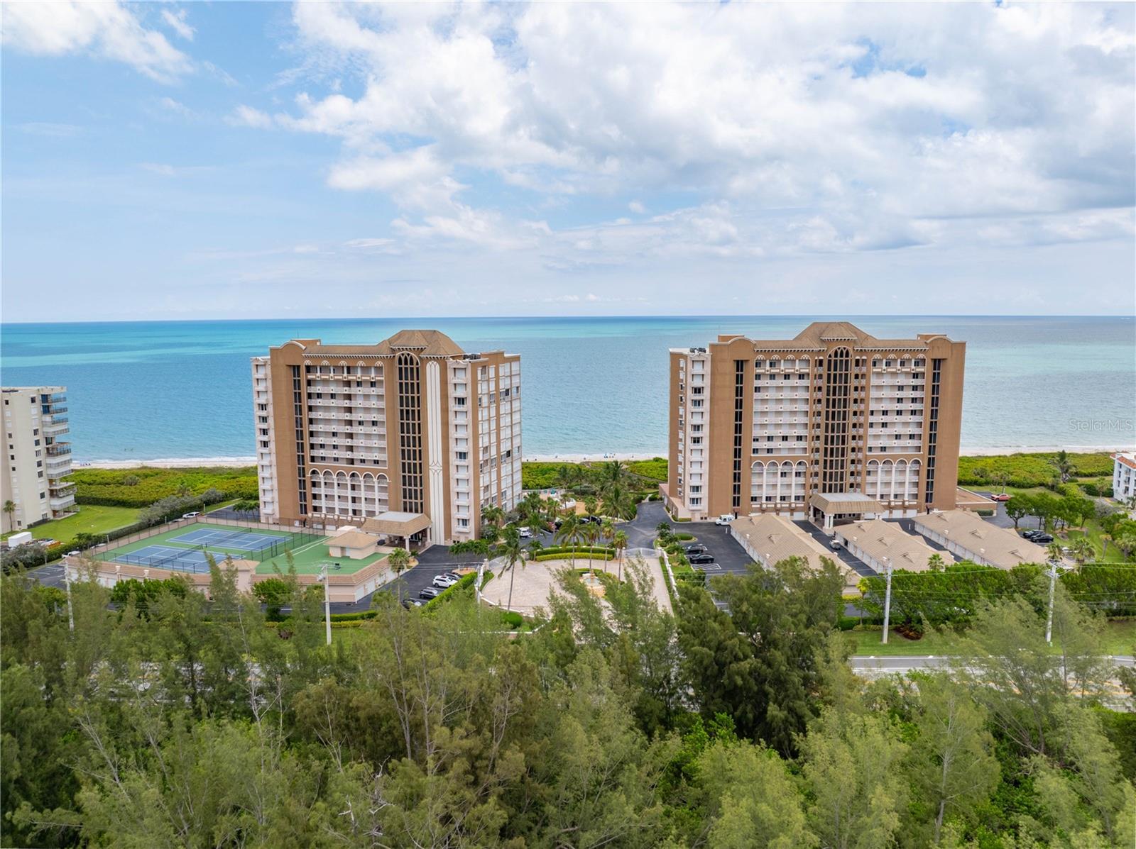 OCEANIQUE OCEANFRONT A CONDO - Residential