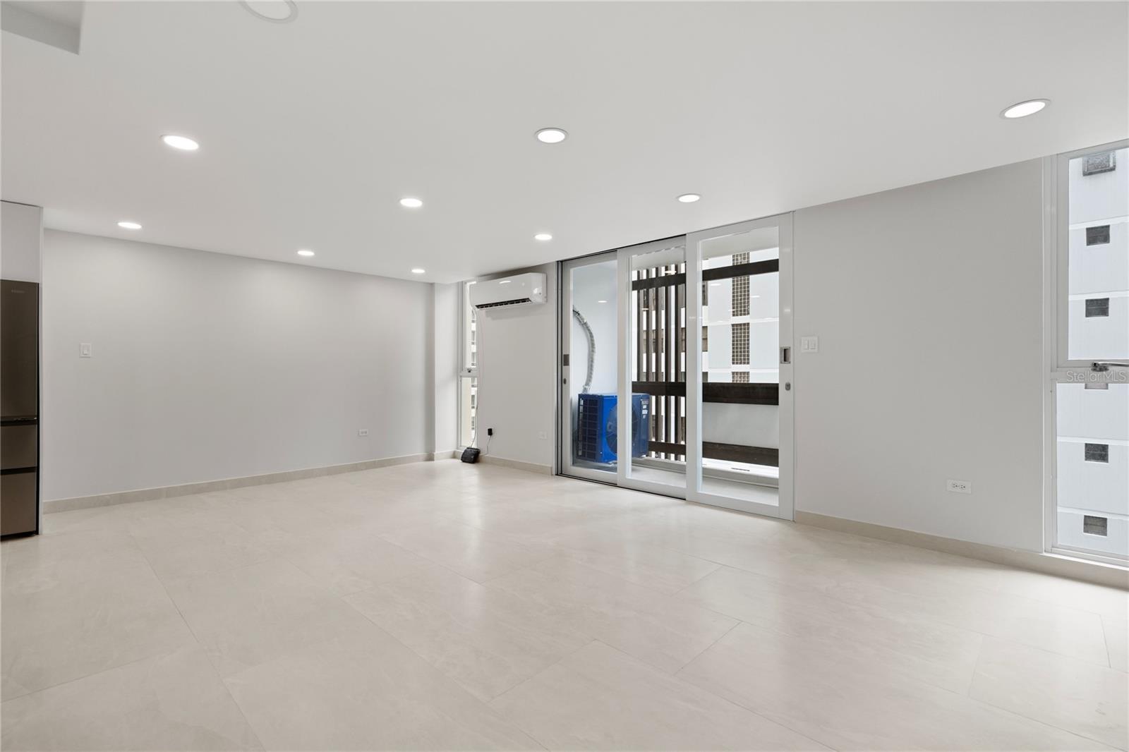 CONDADO AMBASSADOR - Residential