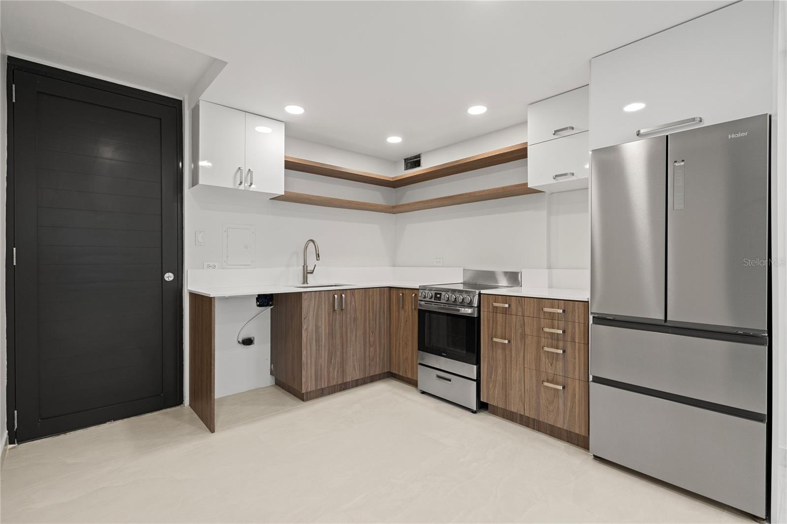CONDADO AMBASSADOR - Residential