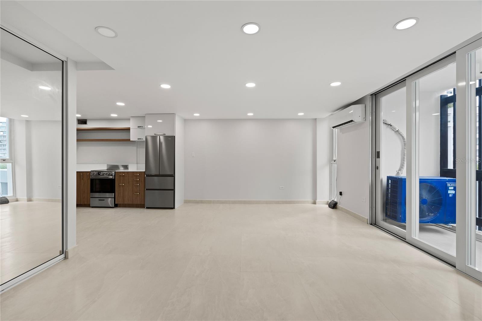 CONDADO AMBASSADOR - Residential