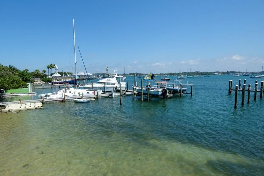 CORTEZ BEACH - Residential
