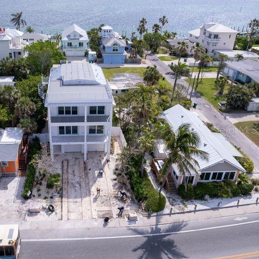 CORTEZ BEACH - Residential