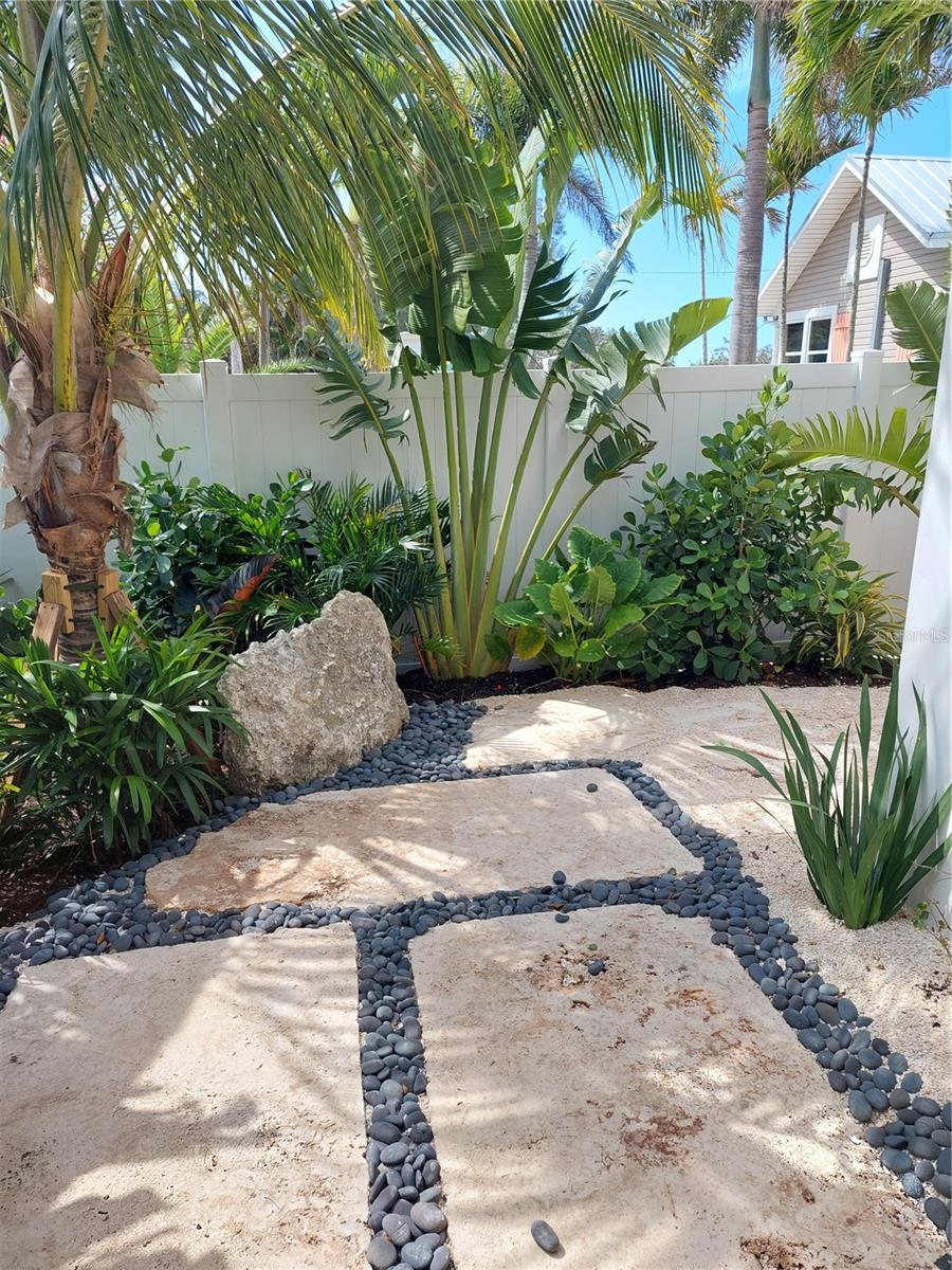 CORTEZ BEACH - Residential